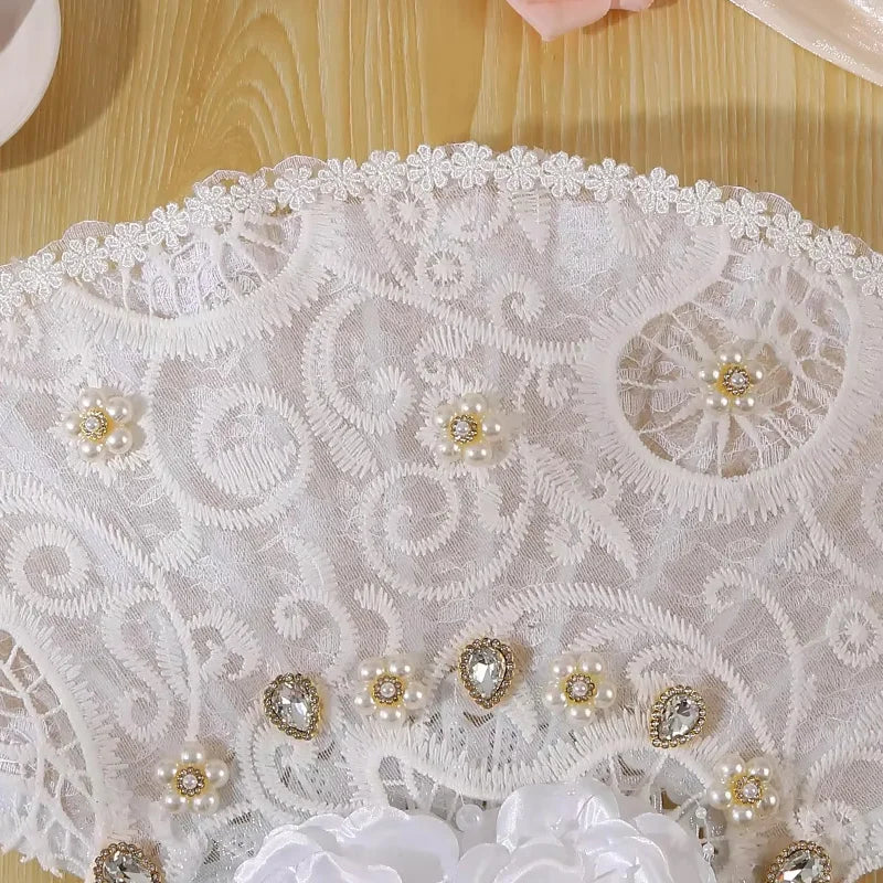 0063 A wedding decoration fan, snow white art flower decoration wedding supplies, suitable for bridal engagement and wedding season,